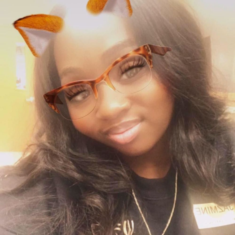 Meet your Posher, Jazmine